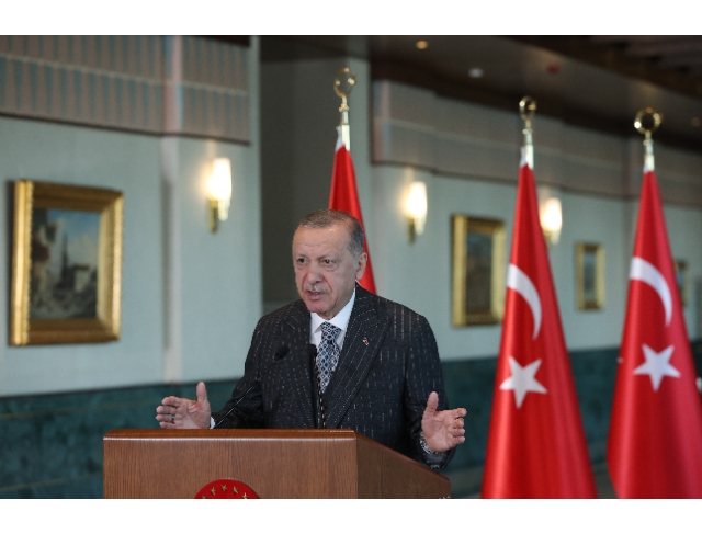 Cumhurbaşkanı Erdoğan: Honaz Tüneli ve Çevre Yolu'nun da açılış kurdelesini kesecek. 