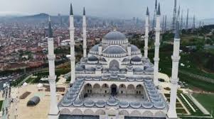 Barbaros Hayreddin Paşa Camii, açılış için gün sayıyor