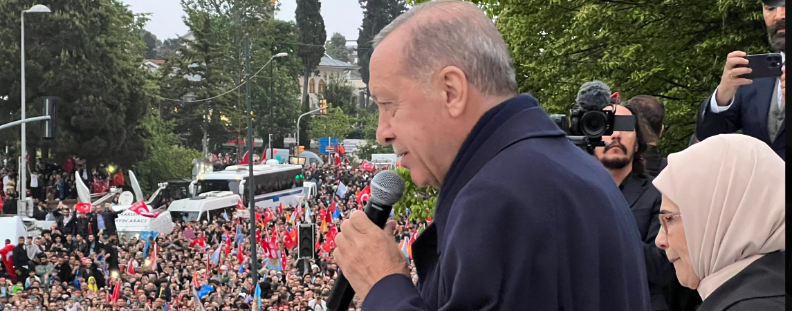 Cumhurbaşkanı Recep Tayyip Erdoğan, Kısıklı'da toplanan vatandaşlara hitap etti