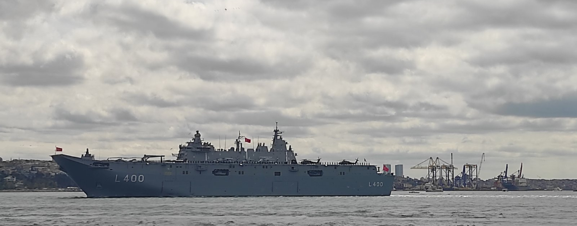 TCG ANADOLU, CUMHURBAŞKANI ERDOĞAN VE HALKI SELAMLADI